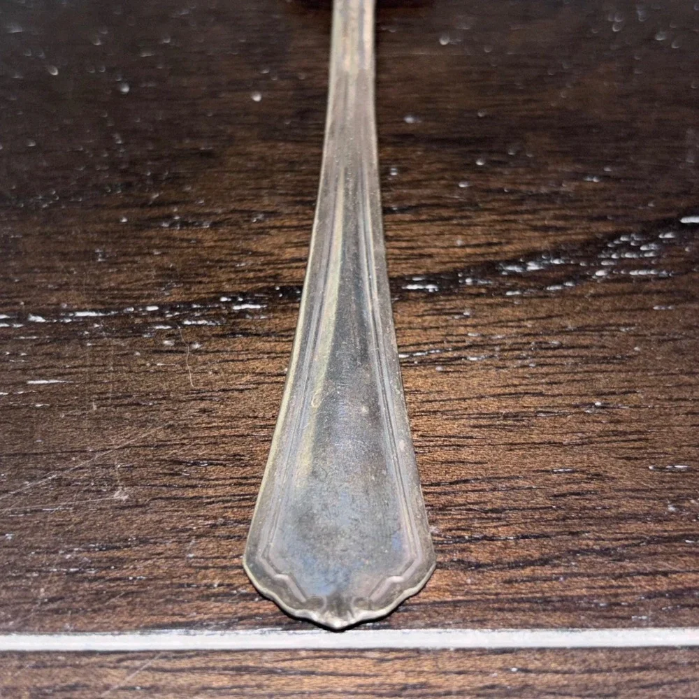 Rogers & Bro | Silverplate |‎ INS447 | 1937 Grapefruit Spoon Pointed Tip Vintage